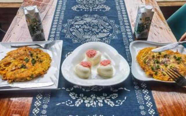 Deqing Qianxi Nianba Youth Hostel