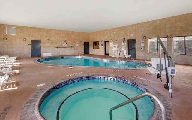 Comfort Inn & Suites Lubbock (Ex Quality Inn And Suites Lubbock)