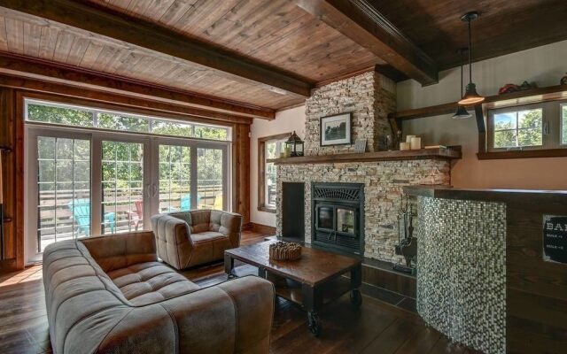 Chalet Phoenix