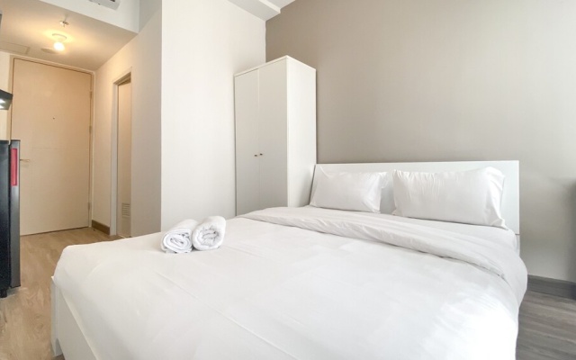 Well Furnished Studio Room At High Floor Tokyo Riverside Pik 2 Apartment – Guest Rooms – Jakarta