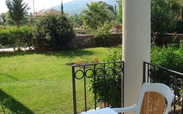 Villa PN13 by JoyLettings