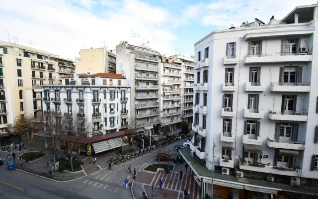 Porto Sea View Apartments - Tsimiski 78