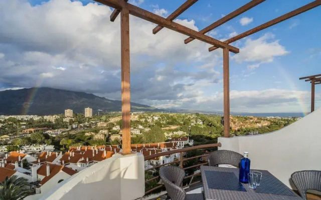 Apartment Señorío de Aloha - Roomservice