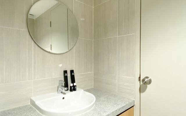 Best Homey 1Br At 25Th Fl Vasanta Innopark Apartment