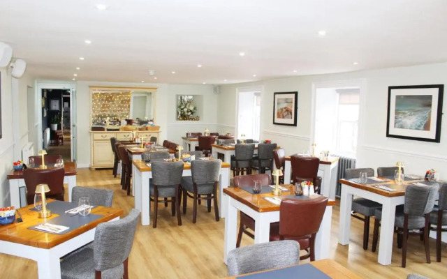 Conon Hotel