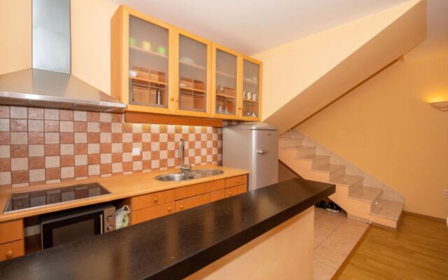 Apartment Dejan Seefeld in Tirol 33060