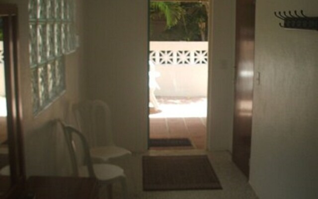 Trade Winds Guesthouse