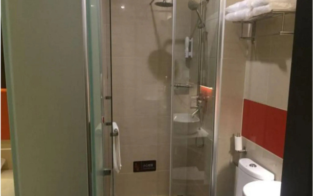 7 Days Premium Guangzhou Chimelong Clifford Estates