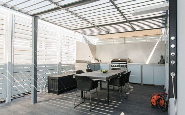 Riviera Luxury Penthouse By The Beach