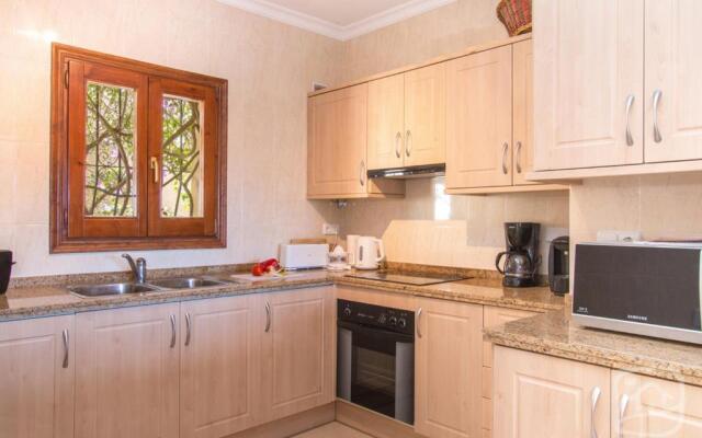 Abahana Villas Octavio
