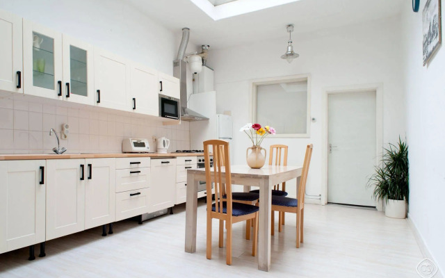 Prins Hendrik Apartments