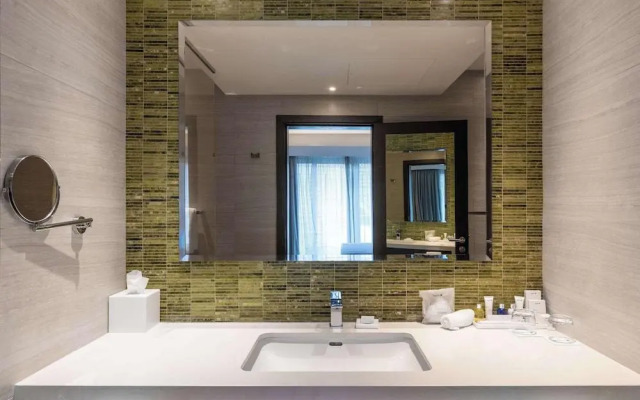 Radisson Blu Hotel  Residence Nairobi Arboretum