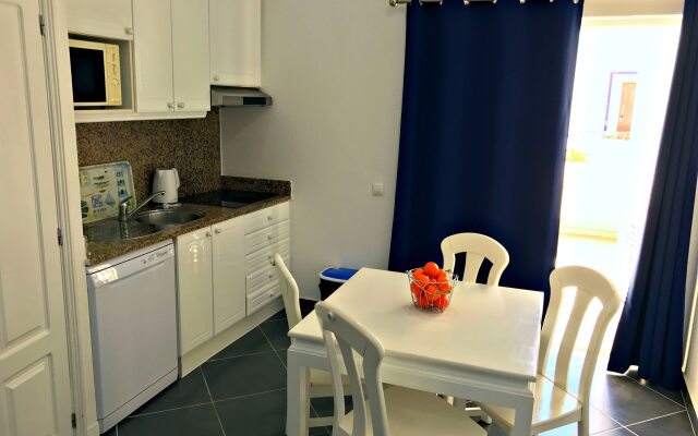 Borda d'Agua Apartments