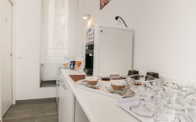 Elenoire Rooms & Suite