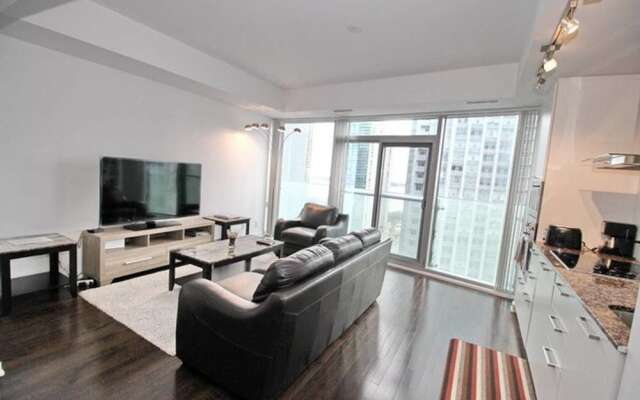 Exquisite High-Rise 1 Bedroom next to Scotia Arena