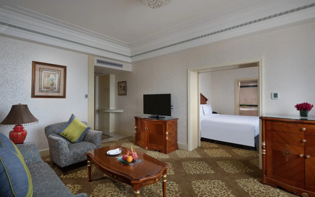 Crowne Plaza Shanghai Nanjing Road by IHG