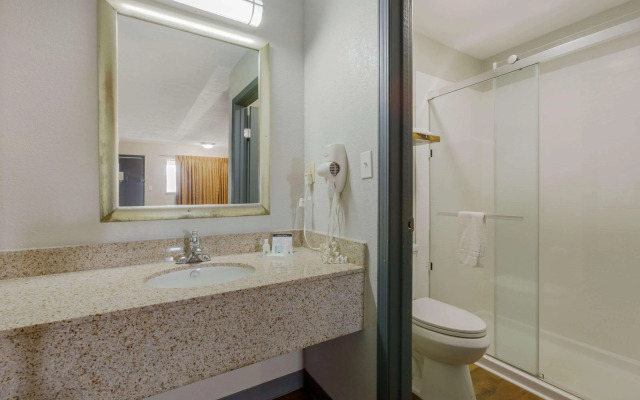 Quality Inn Columbus - East