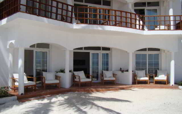 Albatross Ocean View Hotel