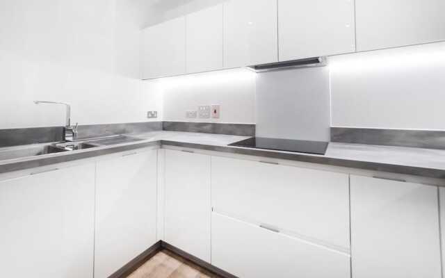 Lamington Heights -Deluxe En Suite Room