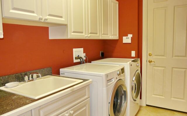 1165 Lamplighter Court