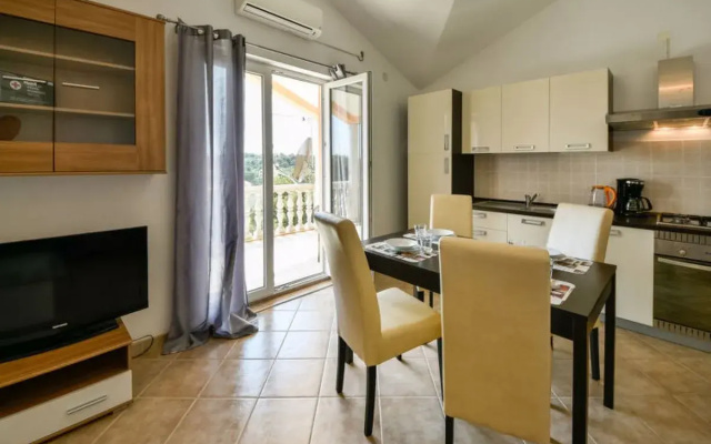 Apartment Milin Murter/Jezera 33994