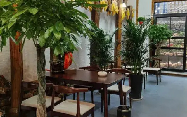 Wulingyuan Xiangye Panju Inn
