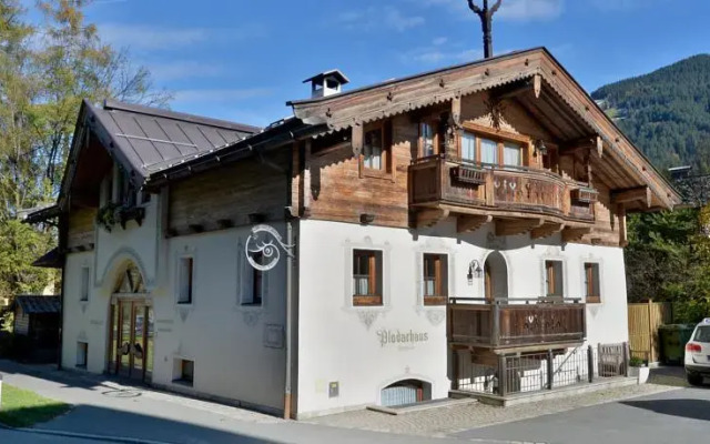 Plodarhaus