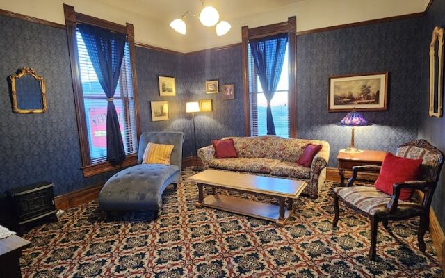 Stampmill Inn Victorian Suites