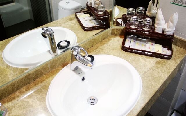 Shangcheng Mingliu Holiday Hotel