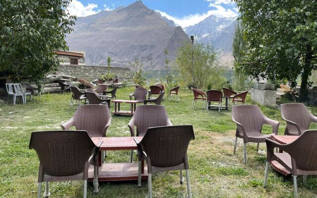 Karakorum View Hotel