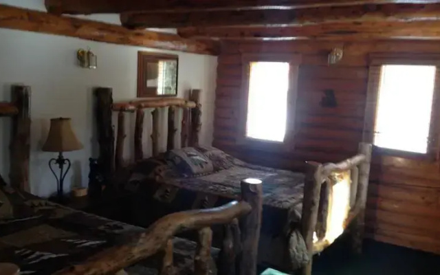 Sportsmans Cabin