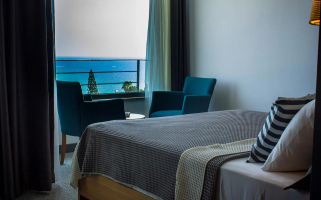Port Marina Hotel