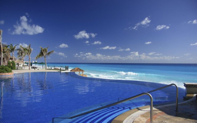 Riu Cancun - All Inclusive