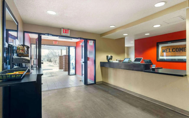 Extended Stay America Select Suites - Greenville - Airport
