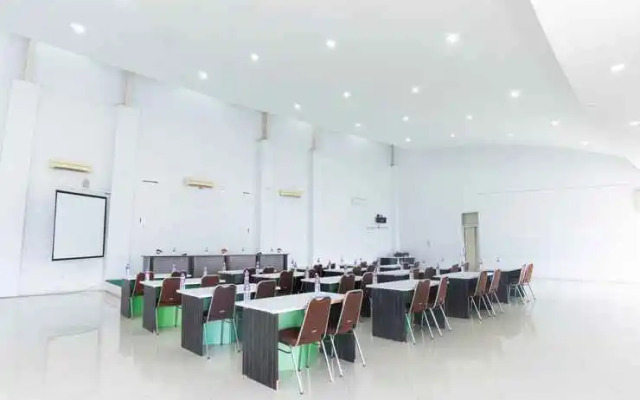 Sapadia Club House & Villa Sunggal