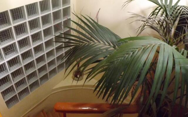Holiday Studios - Rooms