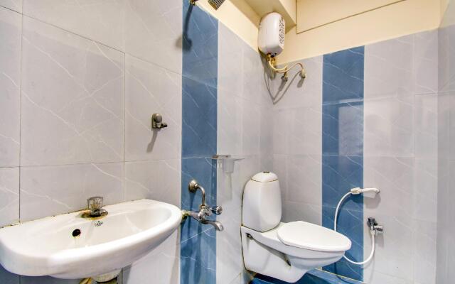 OYO 72156 Akshaya Inn