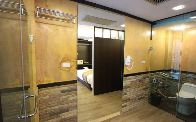 Phi Phi Nice Beach Hotel Hip