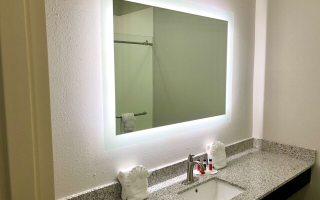 Baymont Inn & Suites Warrenton