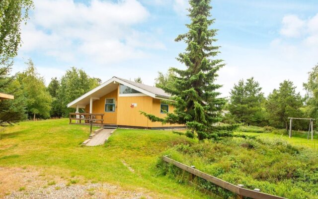 Pleasant Holiday Home near Jutland with Terrace
