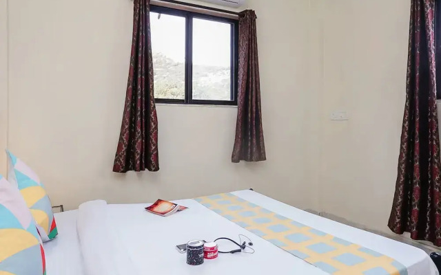 OYO 19578 Home Mountain View 3BHK Lonavala