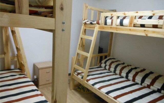 Jiujiu Happy Apartment