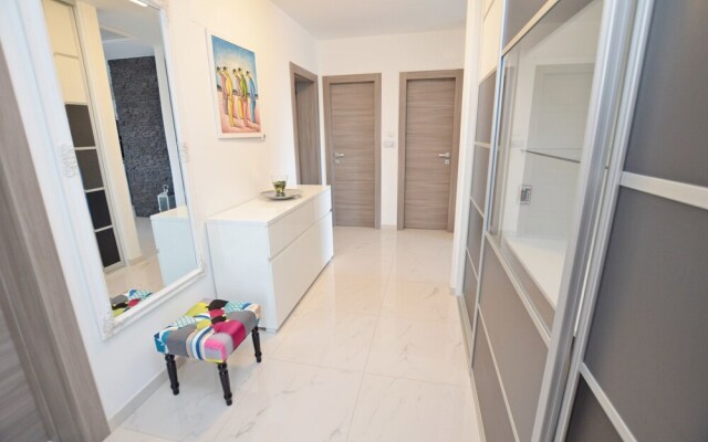 Apartments Golden hour