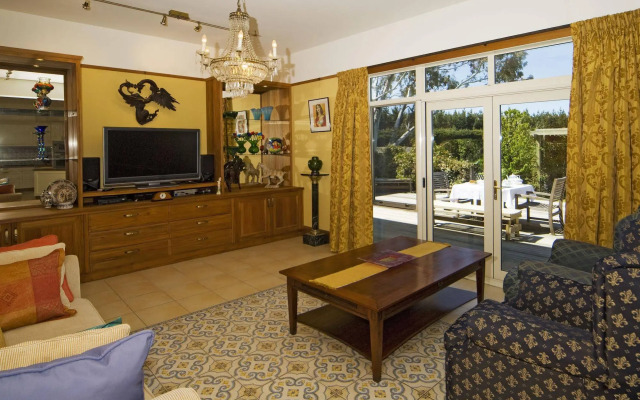 Woodgrove Homestead
