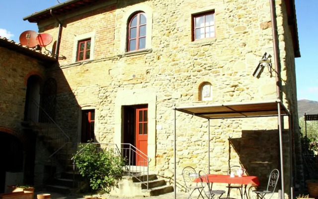 Pleasant Holiday Home in Reggello With Pool