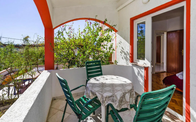 Holiday home in Rovanjska with pool