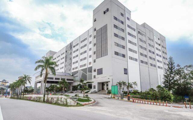 OYO Capital O 89357 Unicorn Hotel