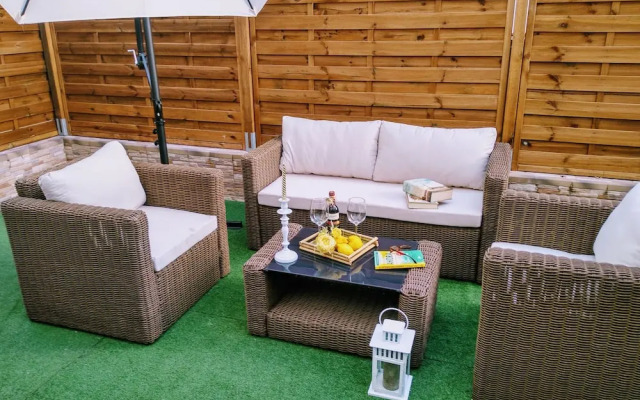 Wish-Suite Santa Justa