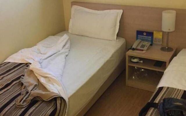 Guantong Modern Hotel