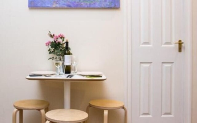 Home Apartment